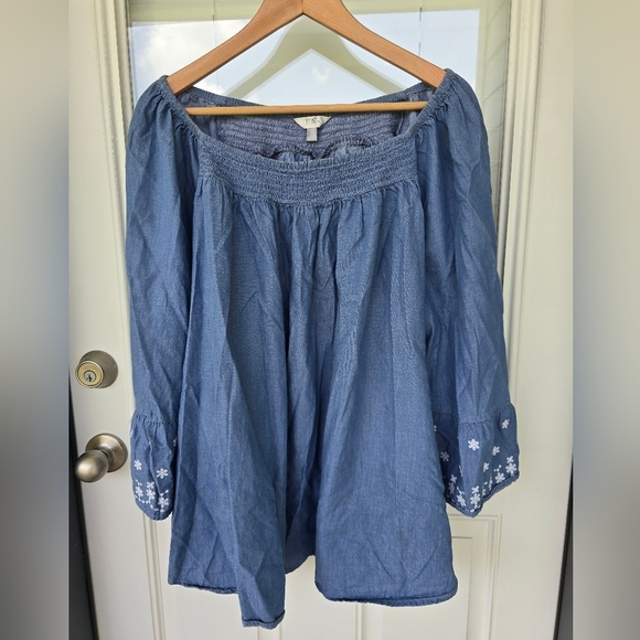 Terra Sky Chambray Blouse 2X Plus Blue Off-Shoulder Women FlareSleeve Embroidery - Picture 5 of 12
